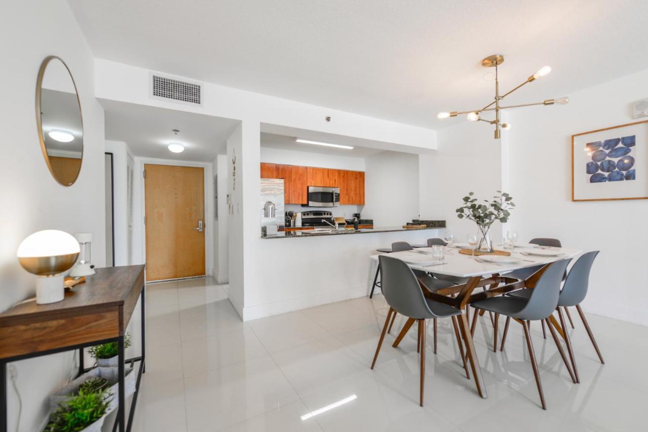 Beautiful Apartment In The Heart Of Brickell Miami Bagian luar foto