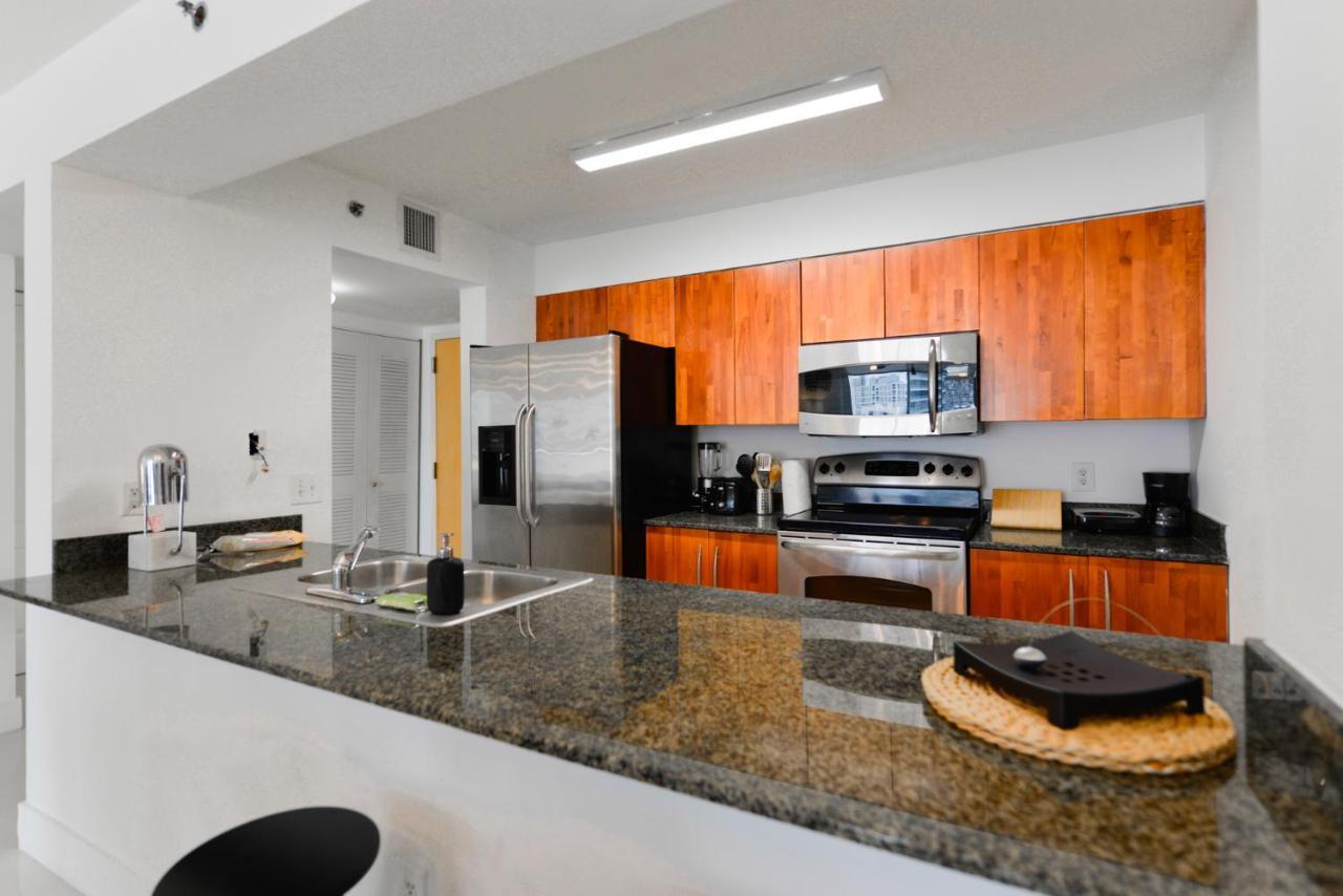 Beautiful Apartment In The Heart Of Brickell Miami Bagian luar foto