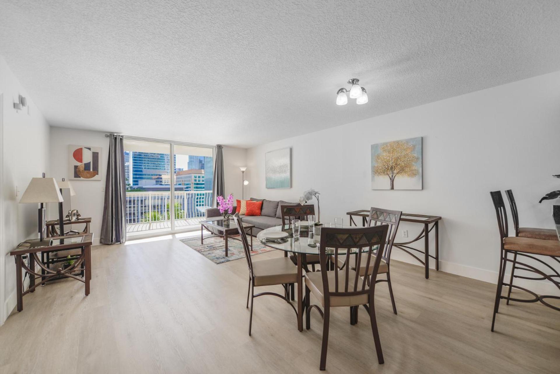 Beautiful Apartment In The Heart Of Brickell Miami Bagian luar foto